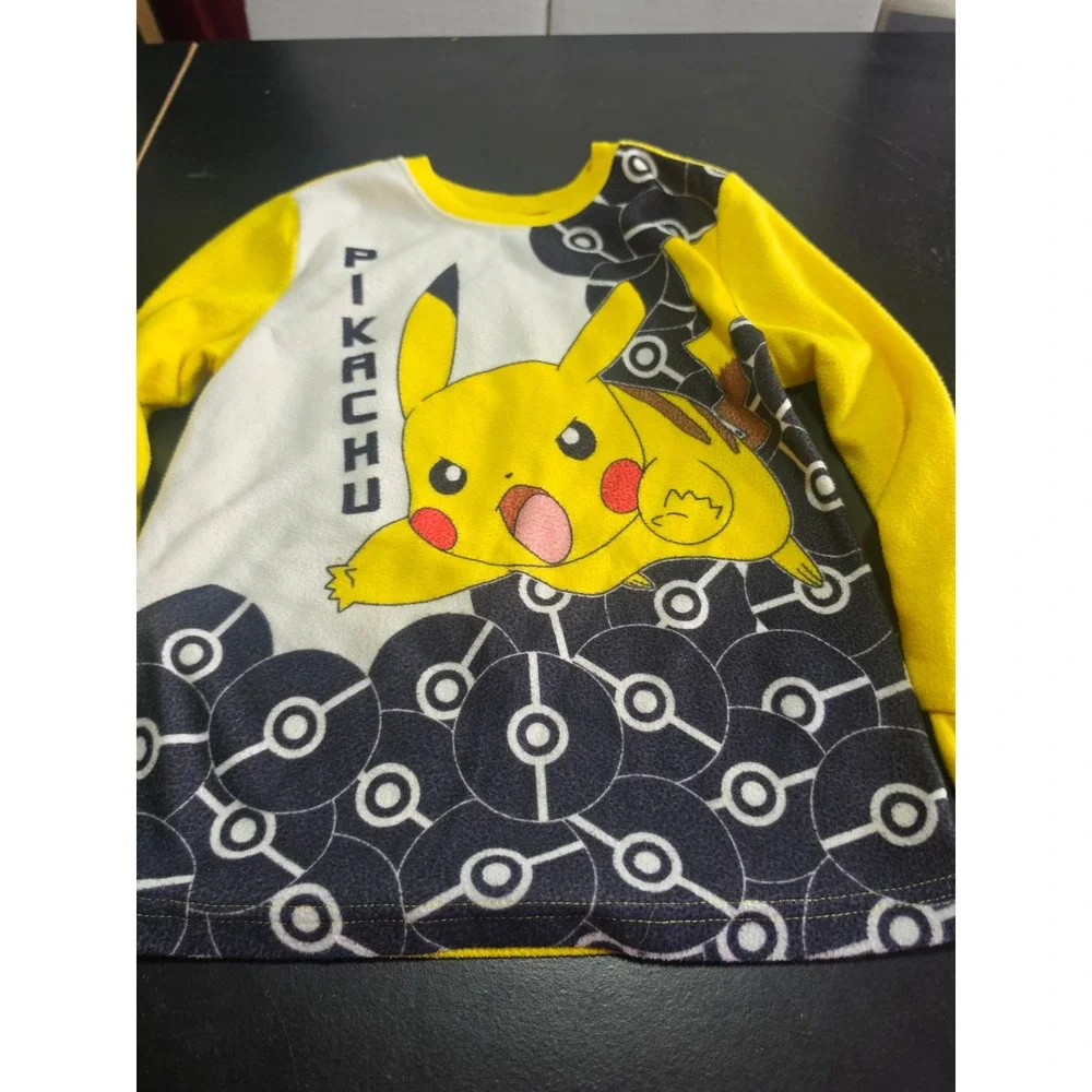 Pokemon Pikachu Poke Ball Fleece Pajama Top Yellow White Kids Size 6/7